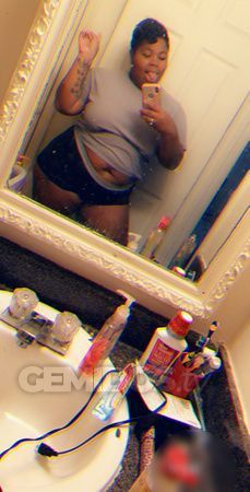I’m 25 Years Young Looking To Have Fun For Some Funds...I’m Pretty And Honest Yes Real Is Rare Looking To Cater To Your Needs To Support Mines....I’m A Great Listener And Give Even Better Advice I’m Sweet Literally And I’m Worth It All Flaws&All....
