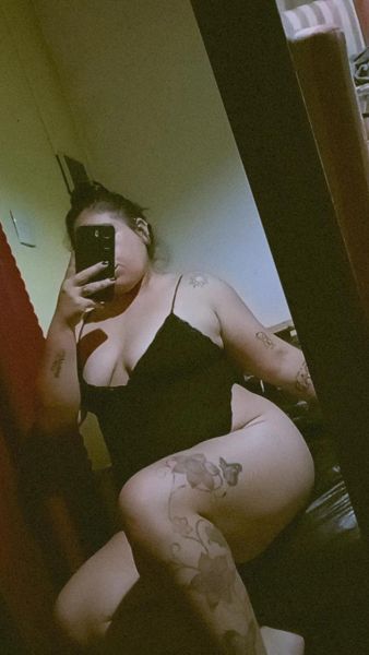 Hola amoor hago solo hoteles solo hoteles 
Encuentros en hoteles a domicilio y autos 
Bucal sin dependiendo de la higiene y sexo sin también dependiendo de la higiene  