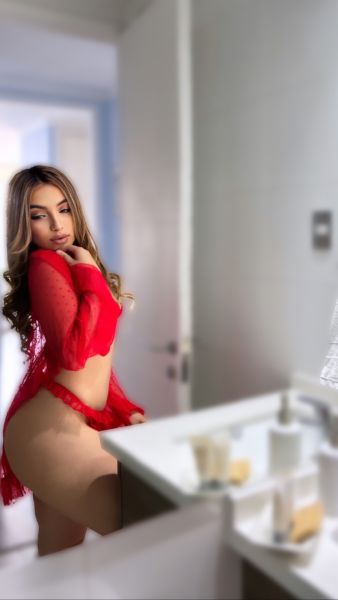 Rica muñequita💖 
Soy nueva💖😈
Independiente😙 
Hago todo tipo de servicios👅
 
Domicilios
Hoteles 
En mi depto

Tengo juguetitos
Soy muy mimada y caliente 🥵 

Te espero mi amor 
Jij
 Disponible 24/7

